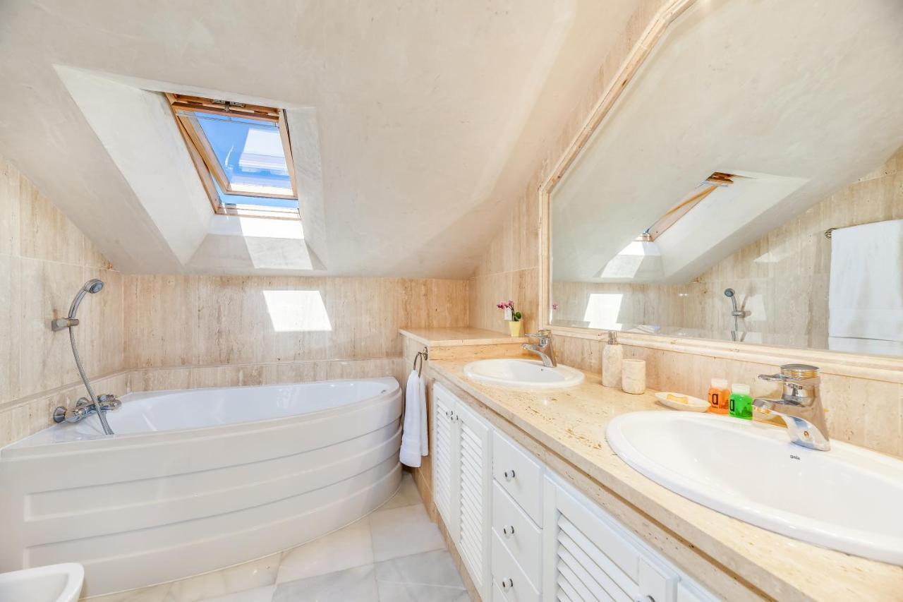 Вилла Luxury Townhouse Golden Mile Марбелья Экстерьер фото